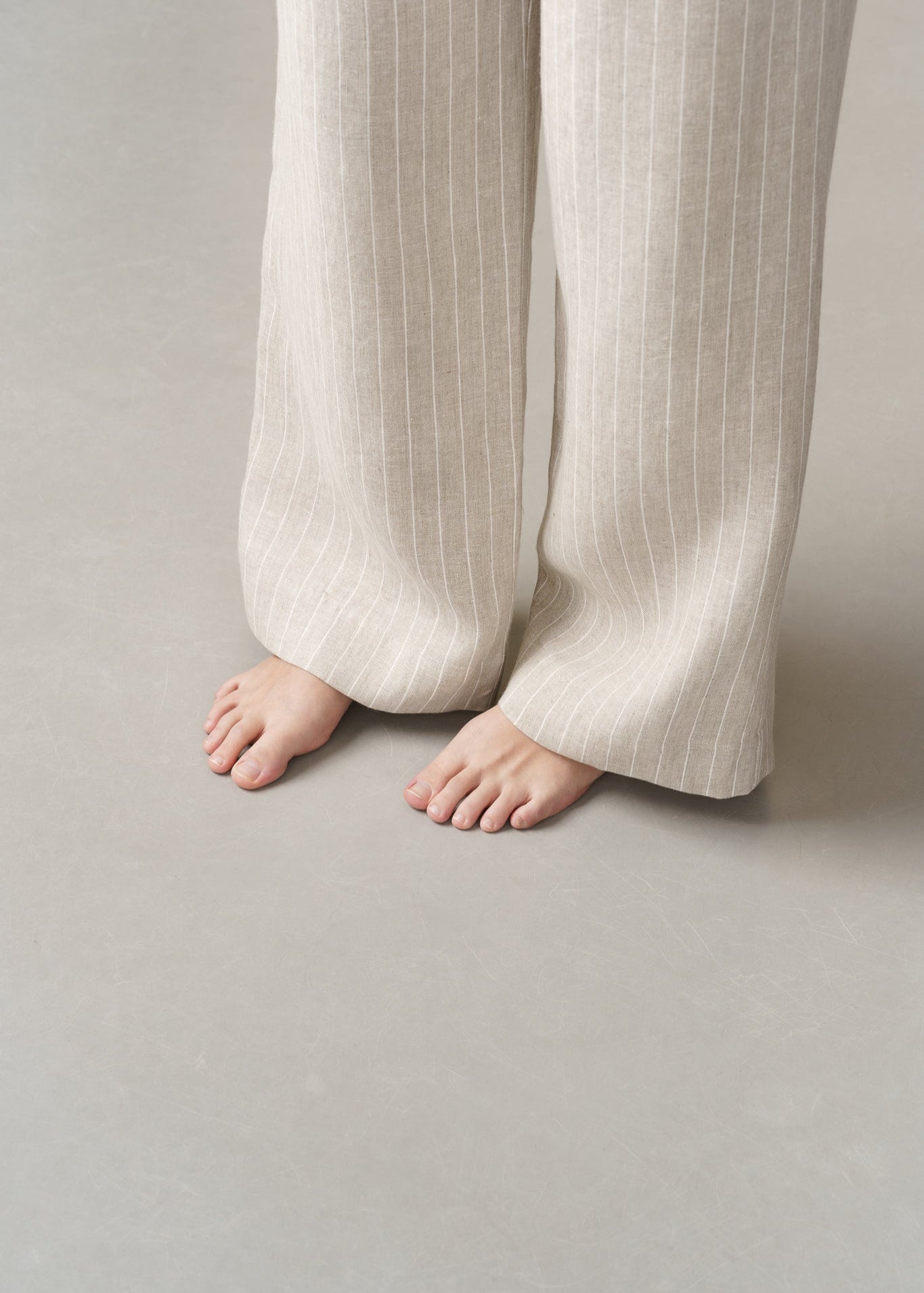 PLEATED LINEN PIN STRIPE TROUSERS