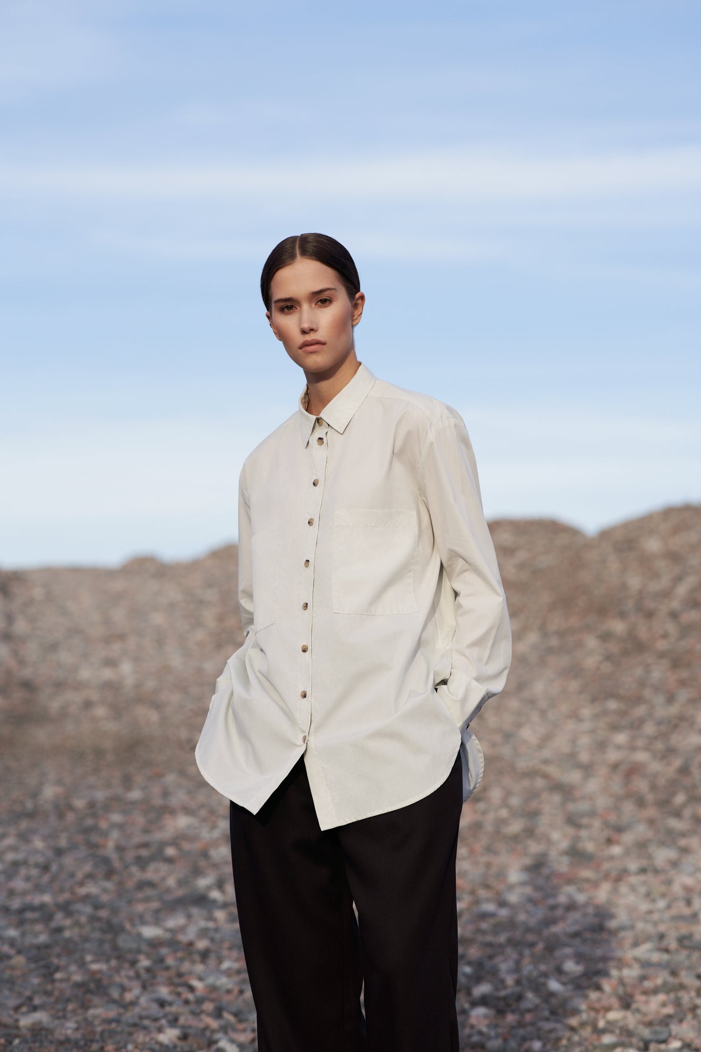 OVERSIZE SHIRT WITH POCKETS